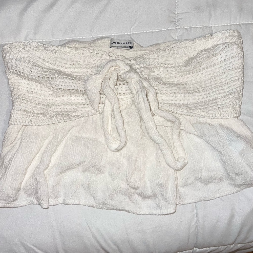 American Eagle cream summer crop top.